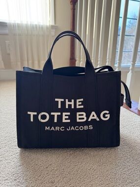 Marc Jacobs Black 'The Tote Bag' Canvas Messenger